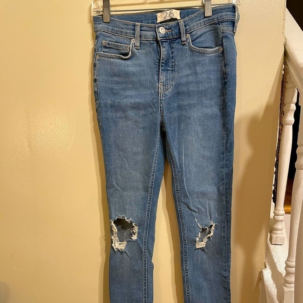 Free People Distressed Skinny Jeans (26)